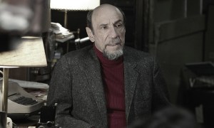 F. Murray Abraham en el papel de Bud Grossman (Foto: Alison Rosa © 2012 Large Strange Trip)